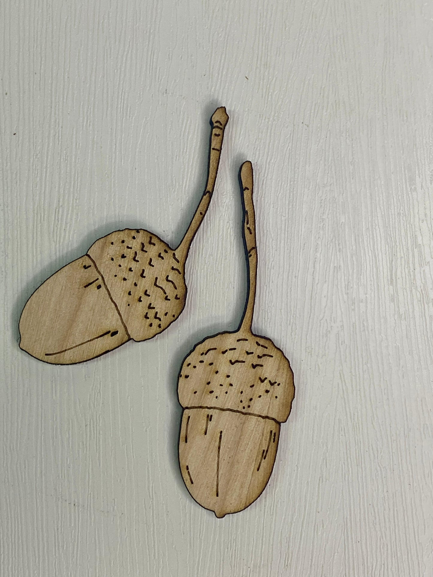 Acorn Branch Wood Cutout